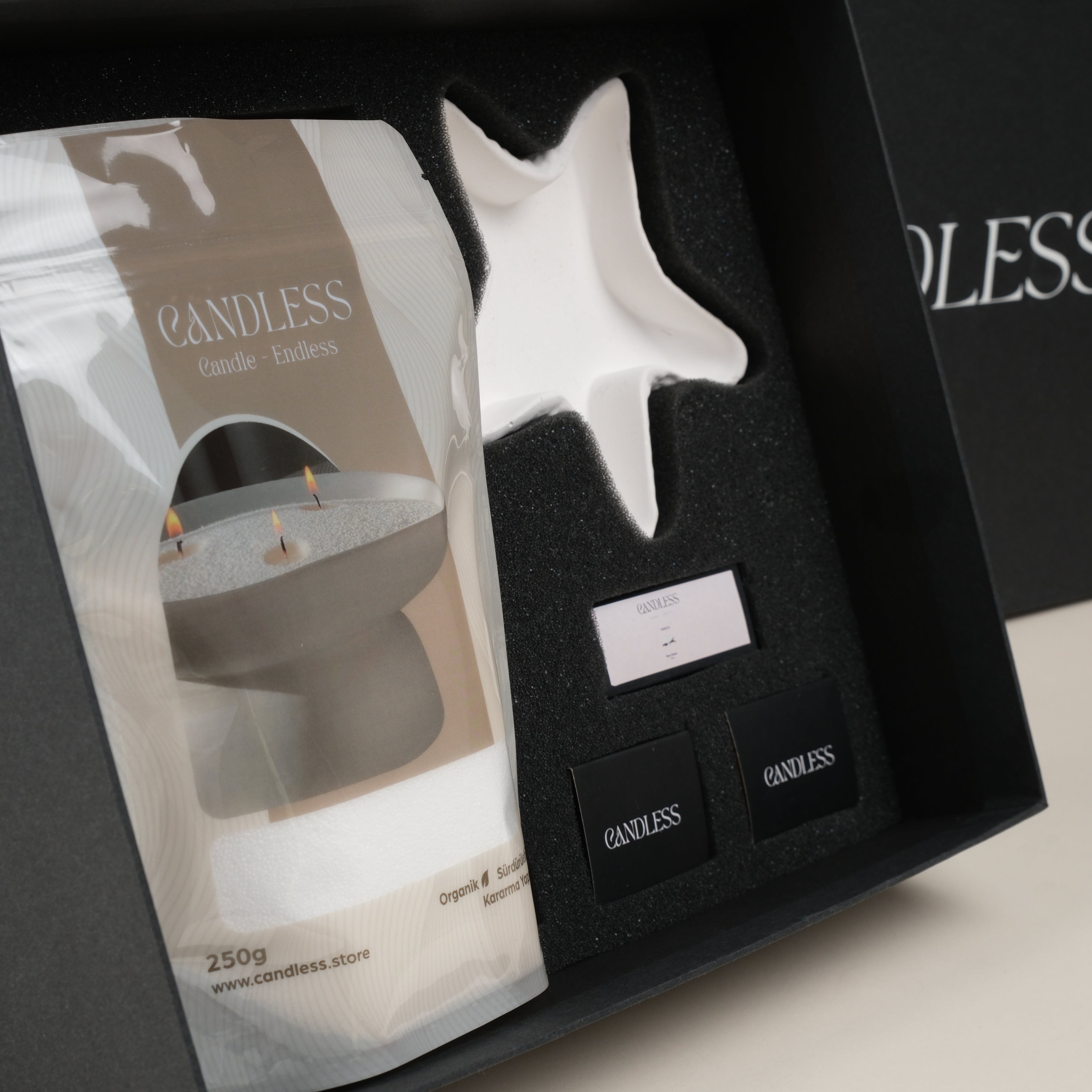 Geschenkpaket mit Sternschale